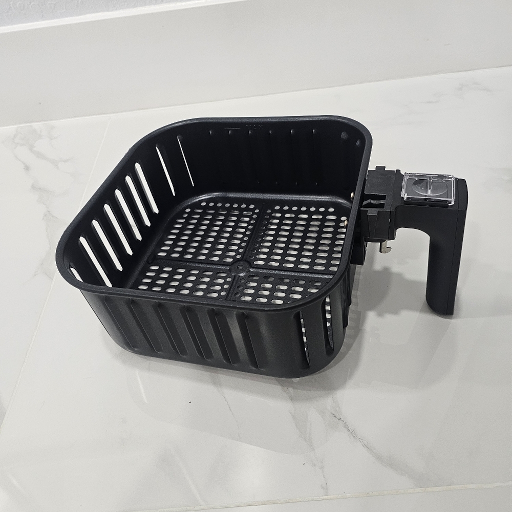 Cosori 5.8 QT airfryer replacement Basket